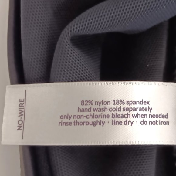 Cacique Women's Plus Black No-Wire Scoop Neck Swim Top Size 28 - Picture 7 of 8